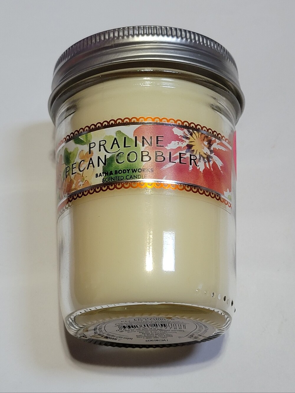 Discontinued! Bath & Body Works Praline Pecan cobbler One Wick Mason Jar Candle